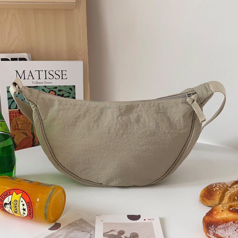 MARIE - Elegante handtas in maanvorm