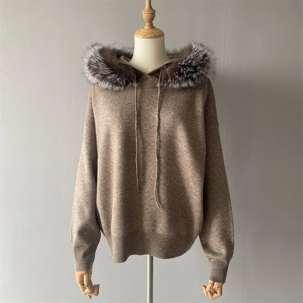 Clementine - Brooklyn gebreide trui en broek met kraag van echt vossenbont