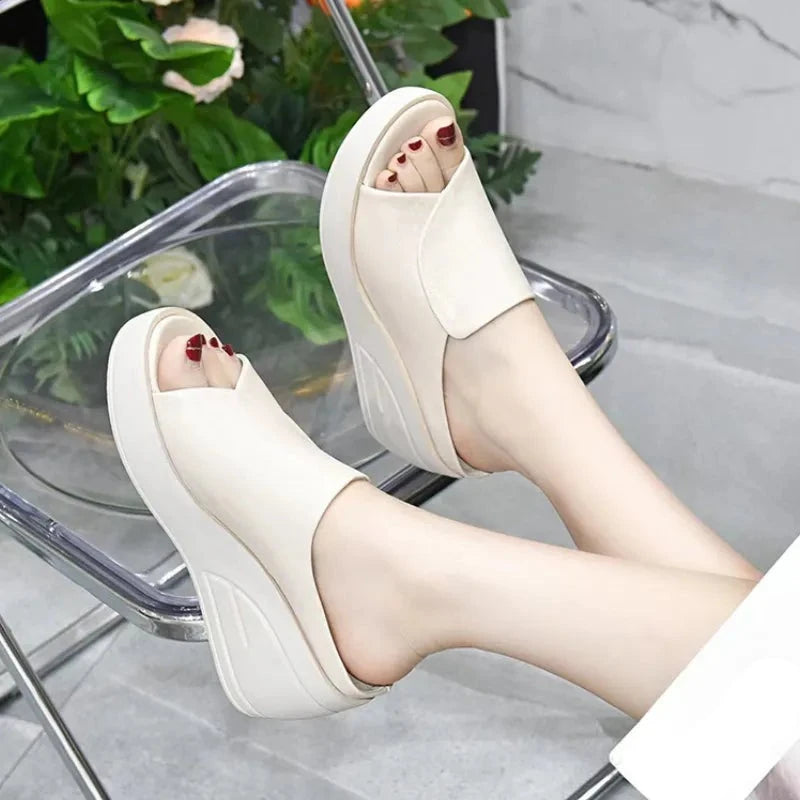 SUZANNE - Strandslippers met platform voor dames