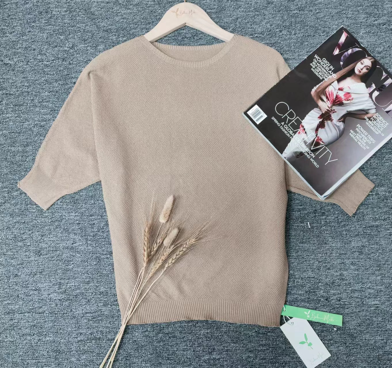 MILA - Chique gouden effen kleur trui