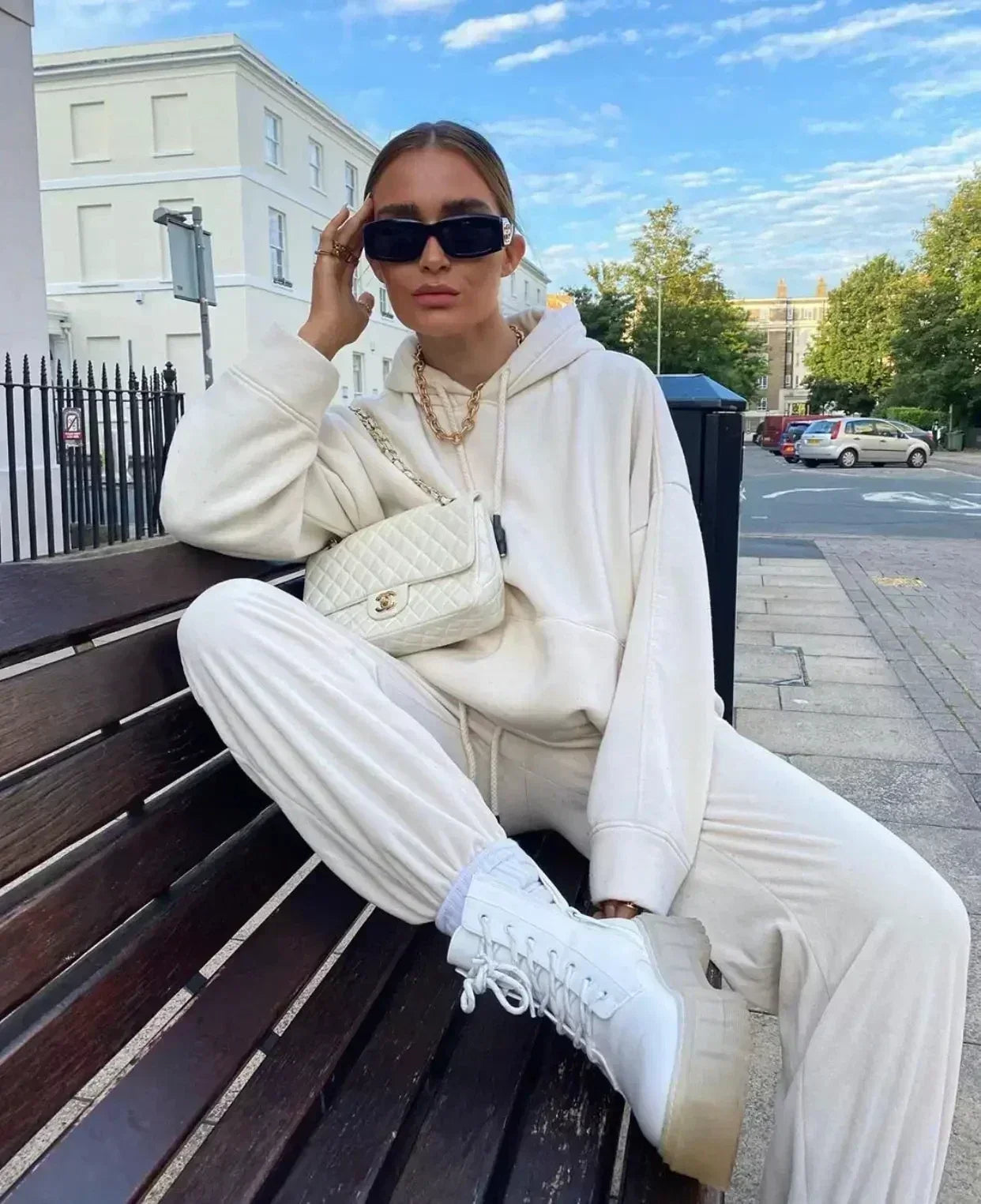 Mitsuye - Stijlvol Gedrukt Wollen Letter Tweedelig Sportief Outfit met Grof Geruite Broek