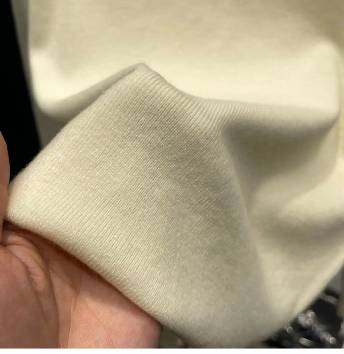 Gwendolyn - Elegante Sweater met Halve Hoogte Kraag
