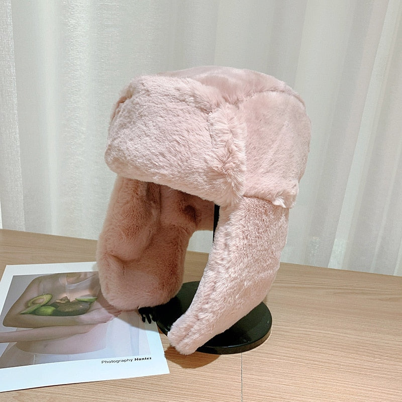 SOPHIA - zachte warme muts - muts met oorkleppen voor koude dagen