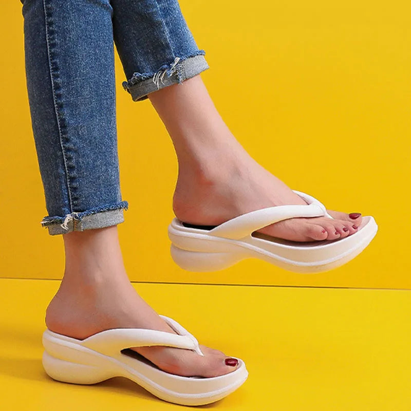 EMMA - Platformslippers met cliptoe voor antislip