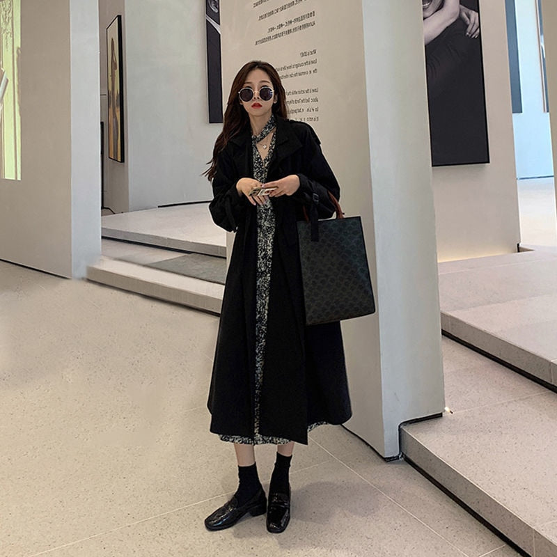 ANNA - Aantrekkelijke all-weather look - Herfstklassieker voor dames: double-breasted lange trenchcoat met riem