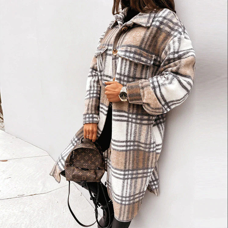 PETRA - Geruite Jas met knopen - Stijlvolle damesmode voor herfst en winter