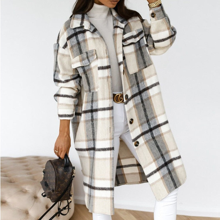 PETRA - Geruite Jas met knopen - Stijlvolle damesmode voor herfst en winter