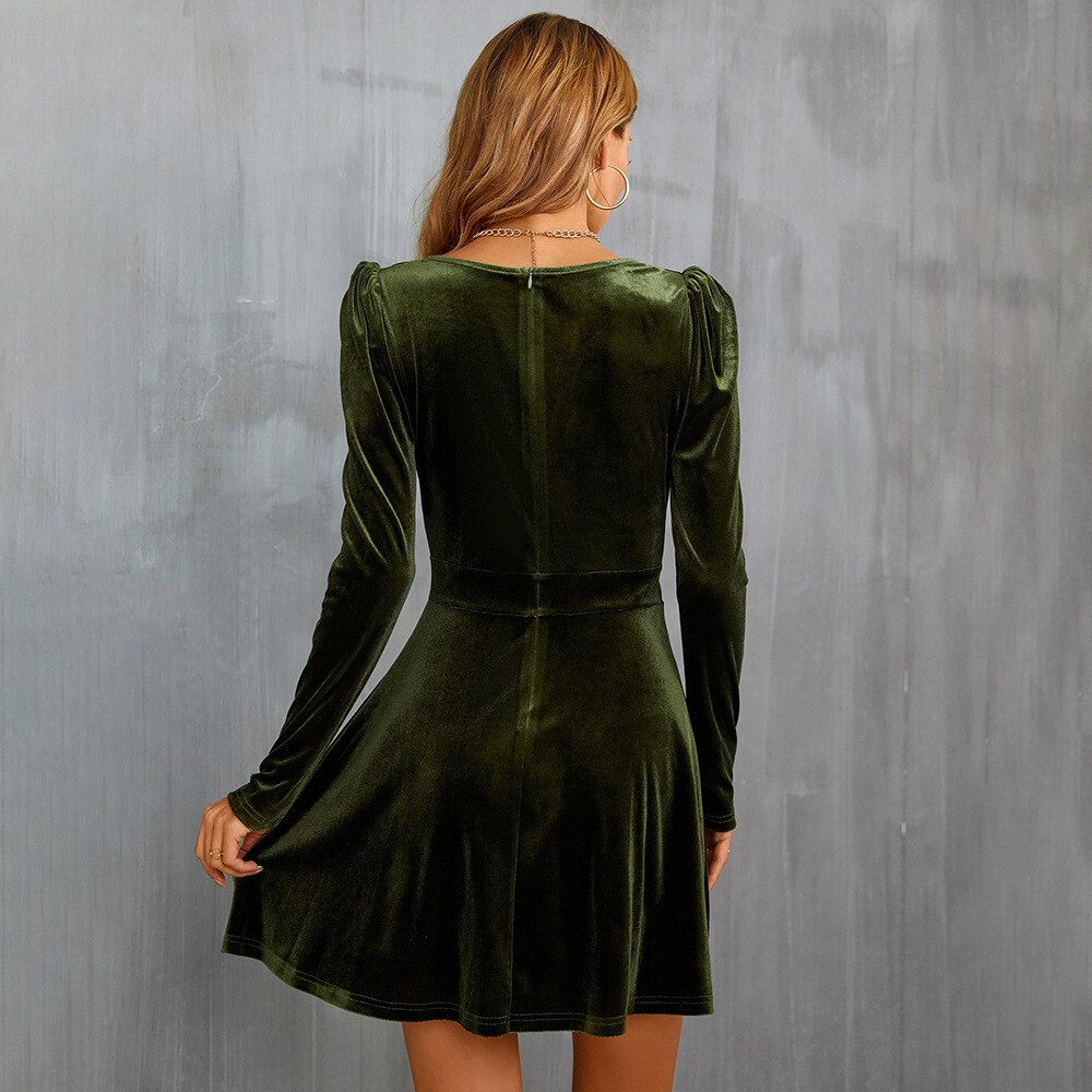 SOPHIE - Fluwelen jurk met V-hals in kleur groen