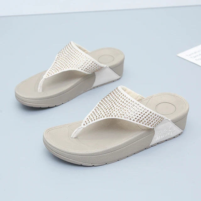 WILMA - Zomerslippers met strass en plateauzool voor dames
