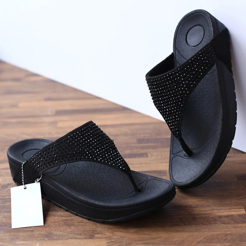 WILMA - Zomerslippers met strass en plateauzool voor dames