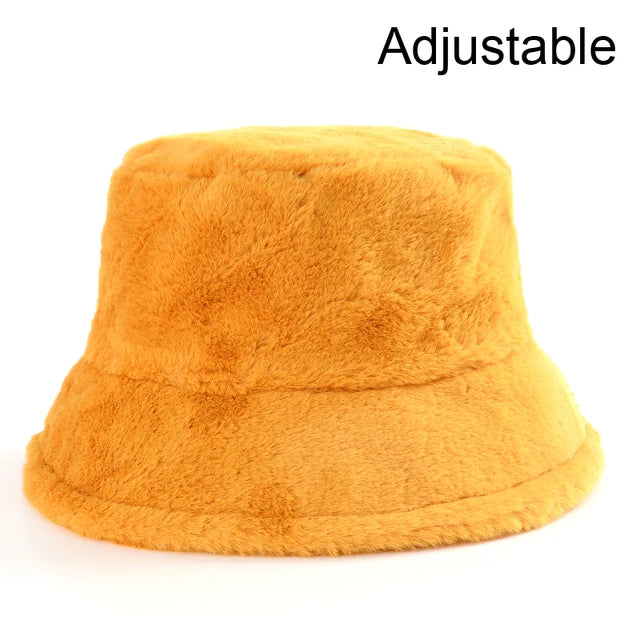 Jasmijn - Winterkoe Luipaard nepbont buckethat