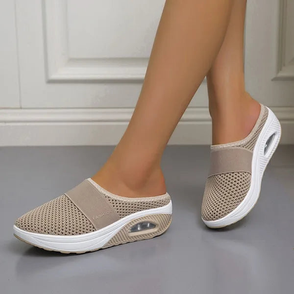 ANIKA - Comfortabele orthopedische sandalen met sleehak