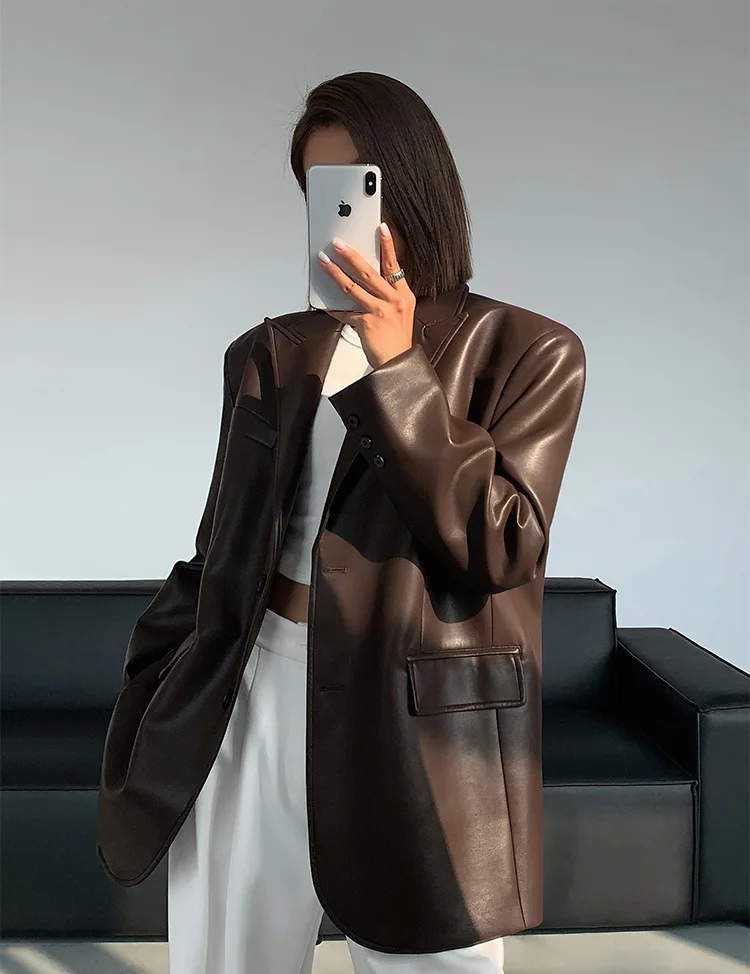 PETRONELLA - Dames Bruin losvallende enkele rij casual PU-leren blazer met lange mouwen