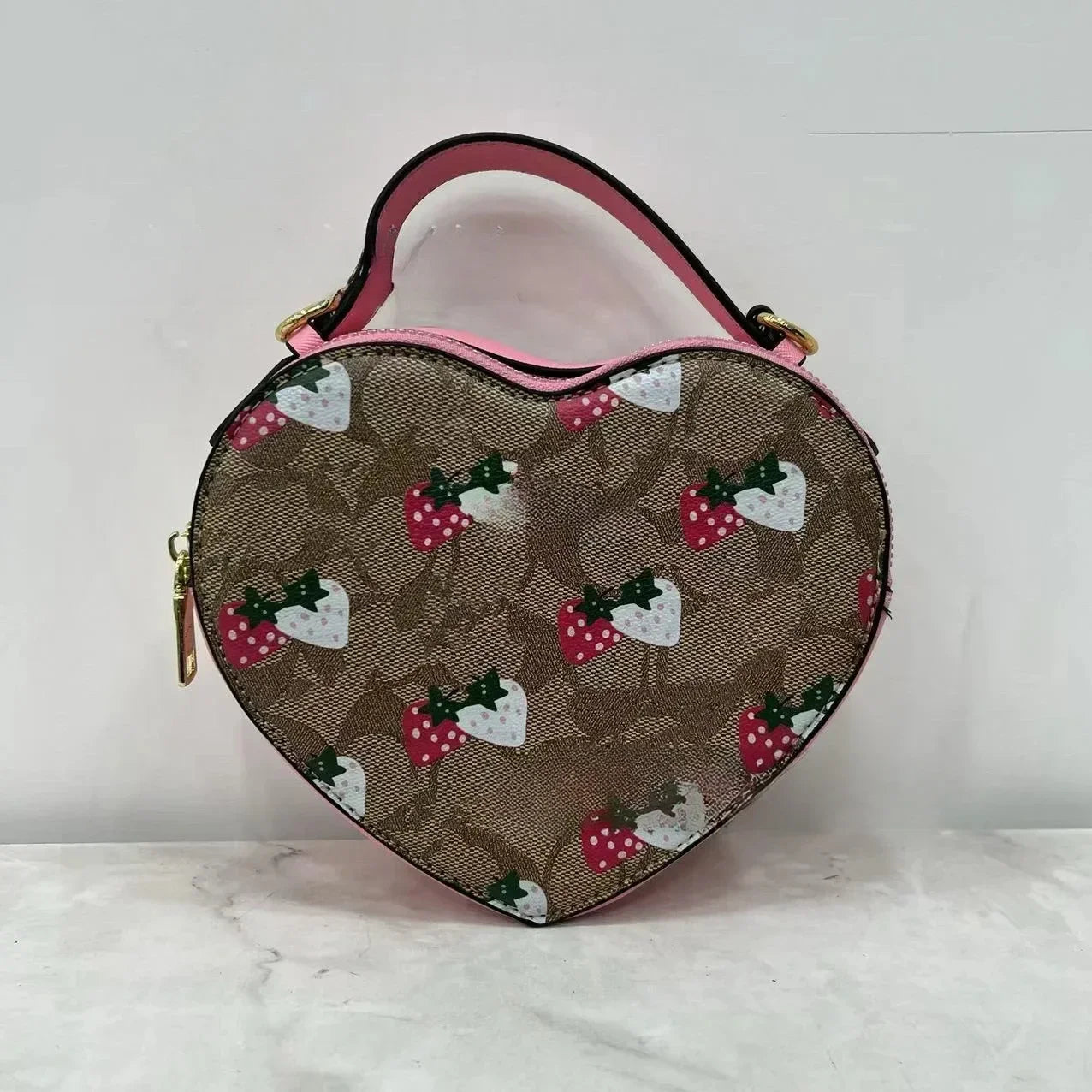 Daciana - Trendy dameshandtas in hartvorm