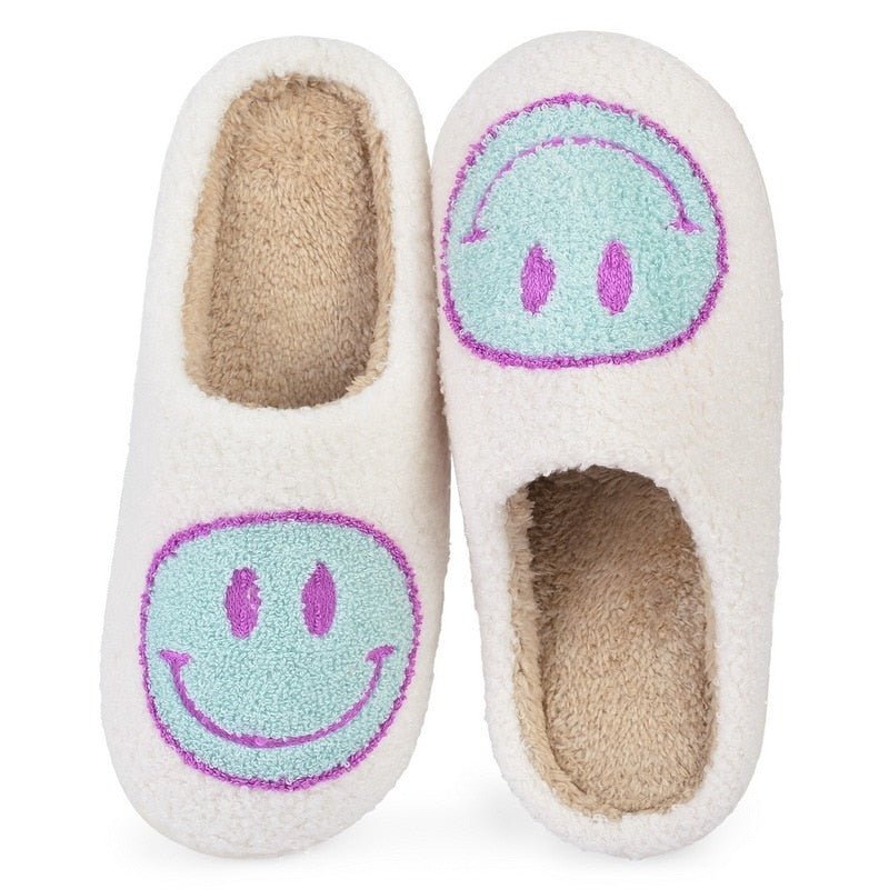 LENI - Gezellige pantoffels met een groot smileypatroon van imitatiebont