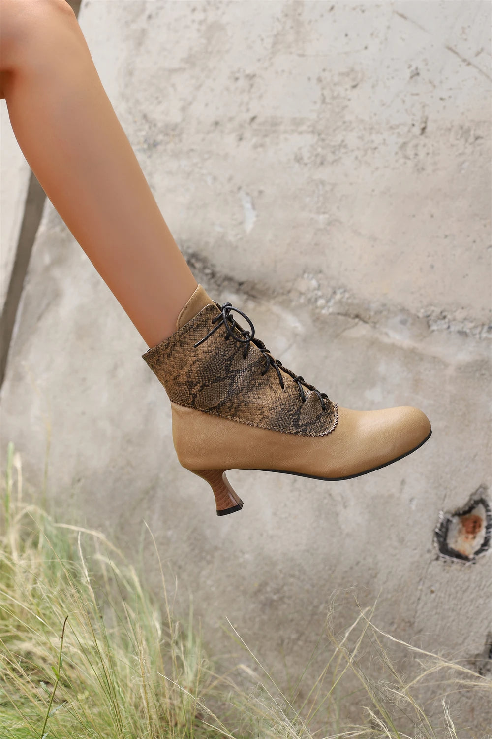 Kaira - 2024 Herfst Nieuwe Hoge Hak Steampunk Enkellaarsjes voor Vrouwen
