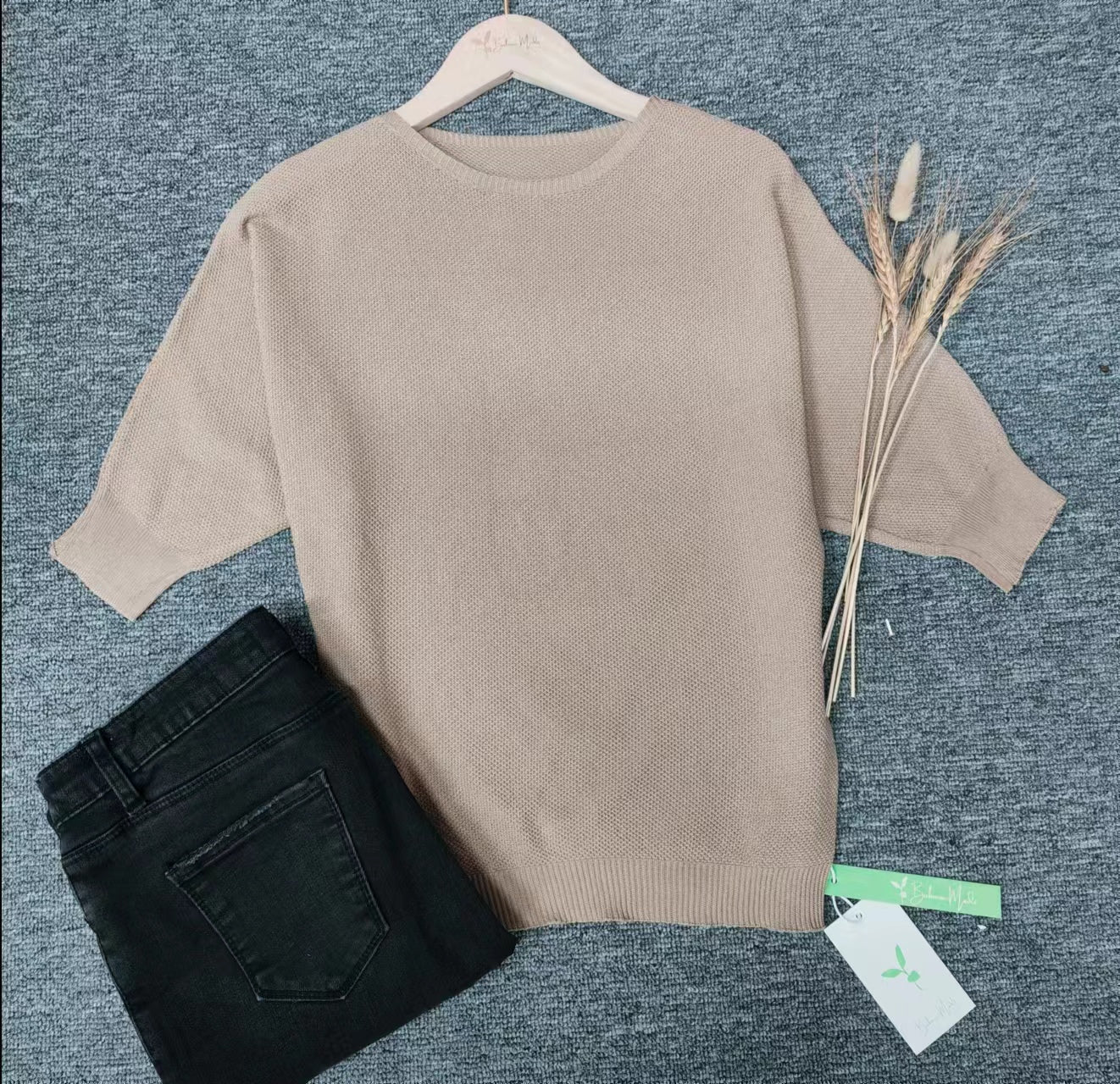 MILA - Chique gouden effen kleur trui