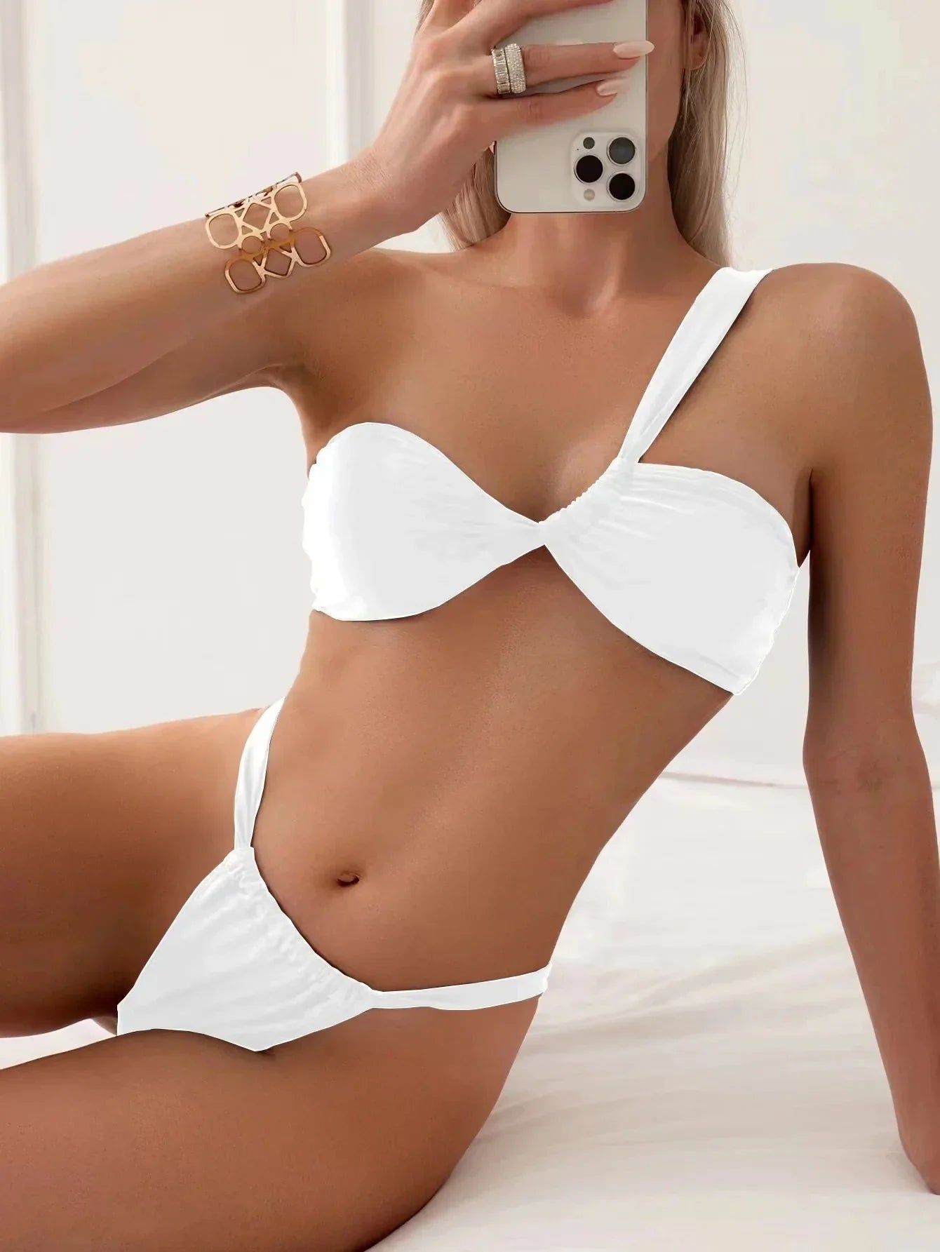 INGRID - Een-Schouder Tanga Bikini-Set