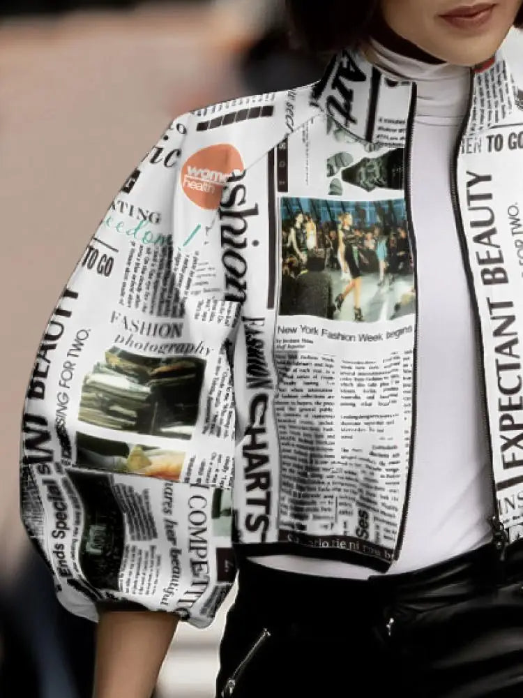India - Trendy jas met losse pofmouwen en briefprint