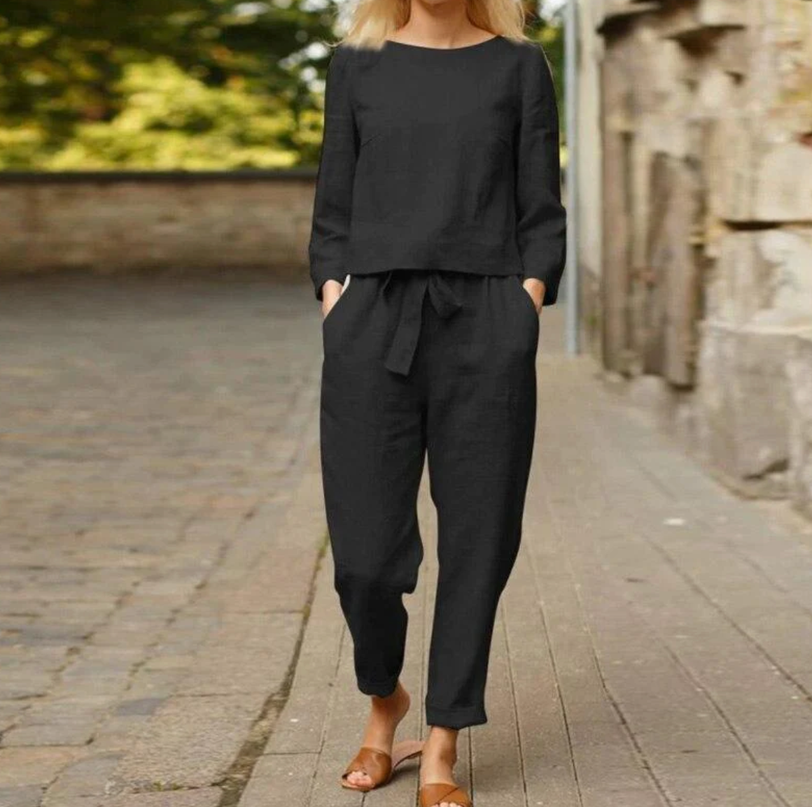 ANJA - Stijlvol en uniek linnen tweedelig pak voor zomer/lente