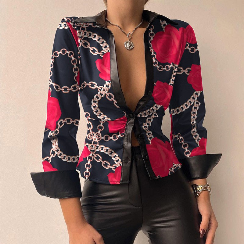 DAGMAR - Chique blouse met patchwork-print en V-hals van PU-leer