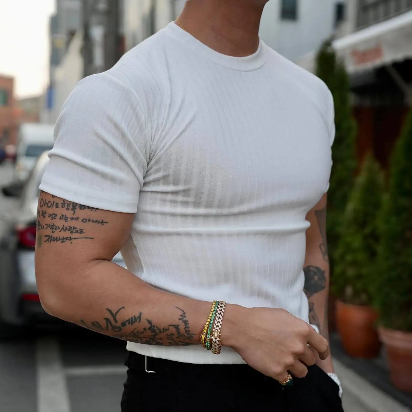 LEOPOLD - Modieus Elastisch Gestreept T-shirt