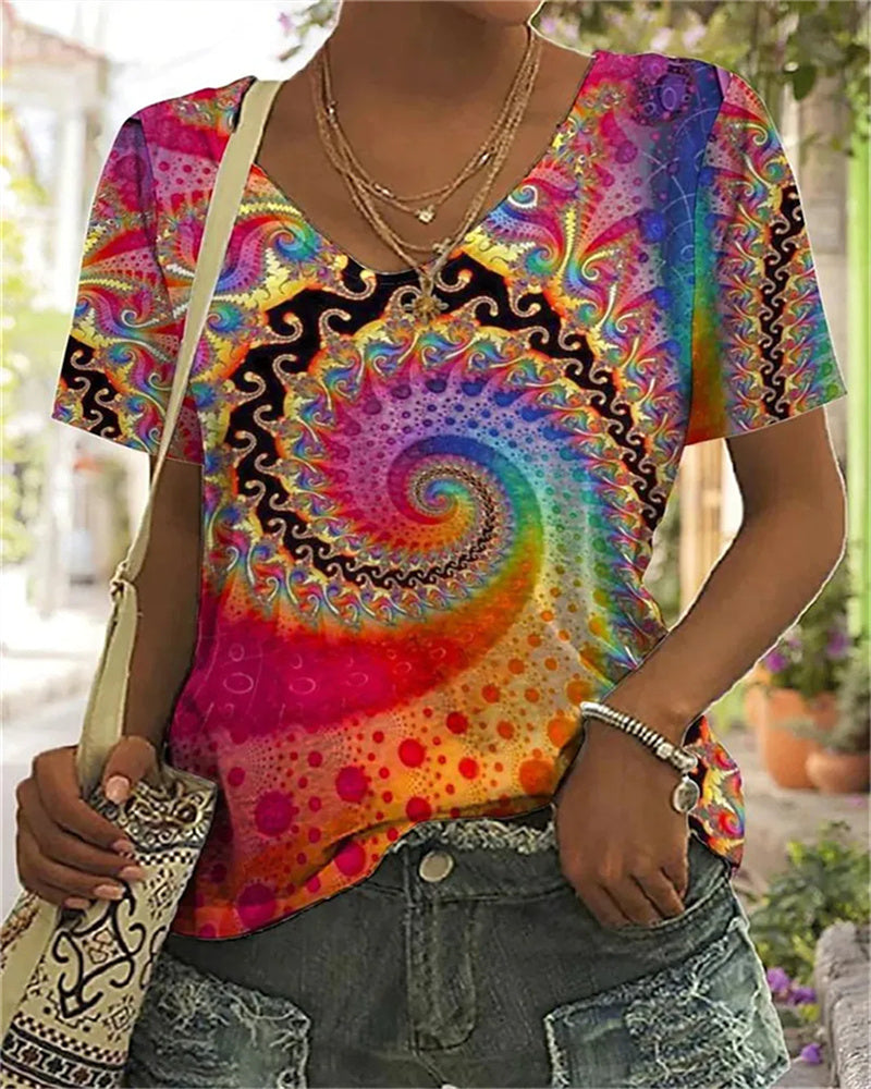 JACQUELINE - Levendig T-shirt met abstract artwork