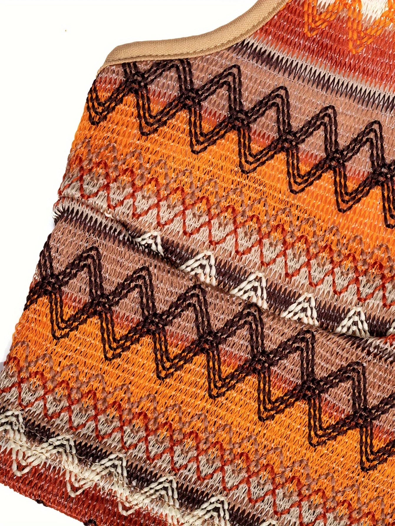 Lieke - Crop top met tribal print en halternek