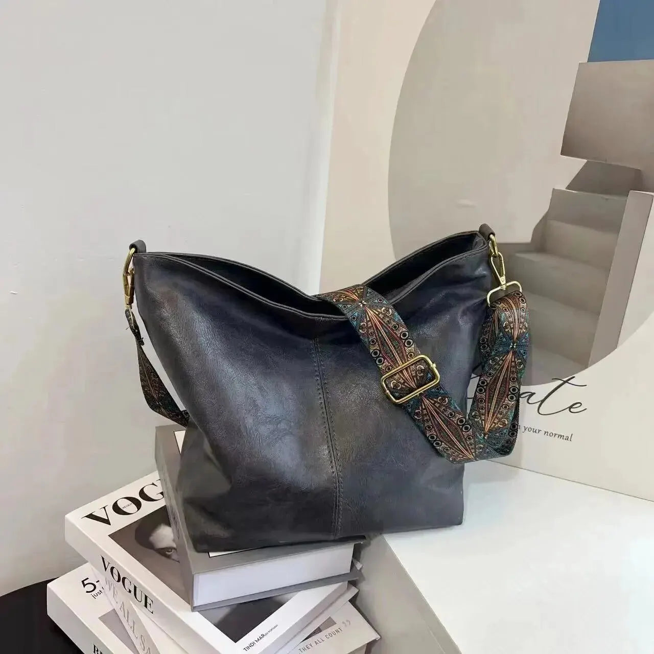 KRISTI - Effen vintage schoudertas voor dames