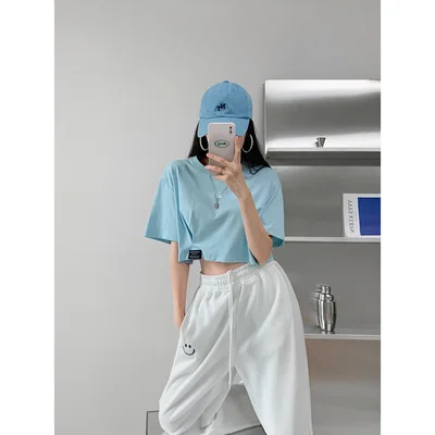 NYLA - Comfortabel Losvallend Crop Tee