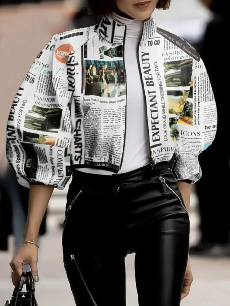 India - Trendy jas met losse pofmouwen en briefprint
